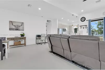 2250 10th Ter, Lehigh Acres, FL 33936 - Photo 27