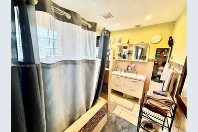 7331 Normandy St, Miramar, FL 33023 - Photo 25