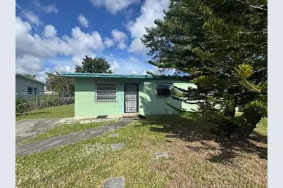 10835 SW 221 St, Unincorporated Dade County, FL 33170 - Photo 1