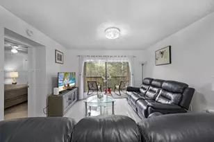 900 SW 142nd Ave, Pembroke Pines, FL 33027 - Photo 27