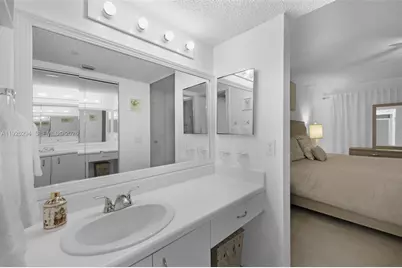 900 SW 142nd Ave #306L, Pembroke Pines, FL 33027 - Photo 11