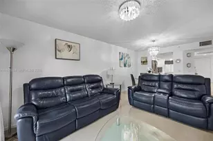900 SW 142nd Ave, Pembroke Pines, FL 33027 - Photo 3