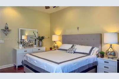 20401 SW 184th St, Miami, FL 33187 - Photo 25