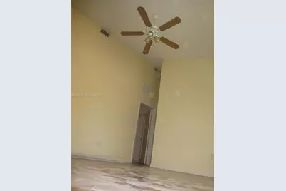 405 SE 14th St #405, Dania Beach, FL 33004 - Photo 9