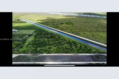 20401 SW 184th St, Miami, FL 33187 - Photo 3