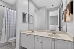 120 Villa Nueva Pl, Palm Beach Gardens, FL 33418 - Photo 27