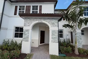 2728 SE 26th Ave, Homestead, FL 33035 - Photo 1