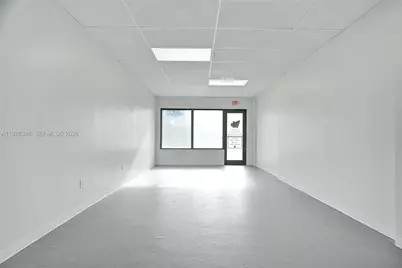 15330 W Dixie Hwy, North Miami Beach, FL 33162 - Photo 13