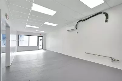 15330 W Dixie Hwy, North Miami Beach, FL 33162 - Photo 1