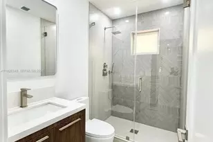 524 NE 65th St, Miami, FL 33138 - Photo 9