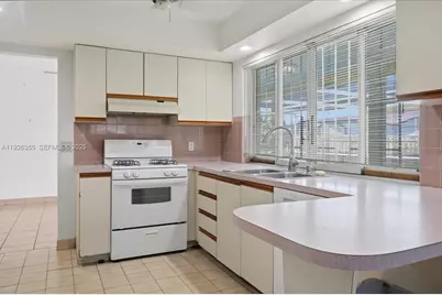 11711 NW 29th St, Sunrise, FL 33323 - Photo 7