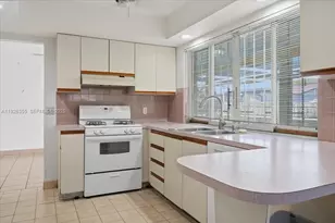 11711 NW 29th St, Sunrise, FL 33323 - Photo 7