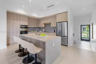 2785 SW 34th Ave, Miami, FL 33133 - Photo 7