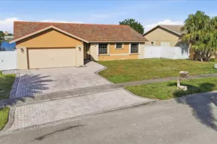 9111 S Lake Miramar Cir, Miramar, FL 33025 - Photo 3