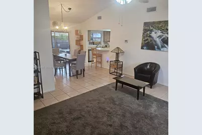 11461 NW 45th Pl, Sunrise, FL 33323 - Photo 9