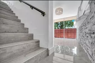 20010 SW 123rd Dr, Miami, FL 33177 - Photo 9