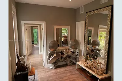 2654 SW 25th Ter #0, Miami, FL 33133 - Photo 5