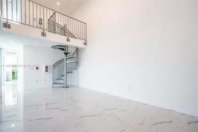 8425 Crespi Blvd #TH3, Miami Beach, FL 33141 - Photo 5
