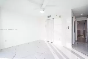 8425 Crespi Blvd, Miami Beach, FL 33141 - Photo 19
