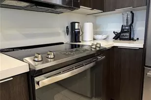 6416 NW 102nd Ct, Doral, FL 33178 - Photo 7