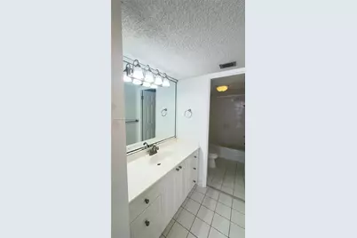 18061 Biscayne Blvd #1203, Aventura, FL 33160 - Photo 21