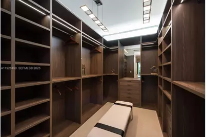 6480 Allison Rd, Miami Beach, FL 33141 - Photo 23