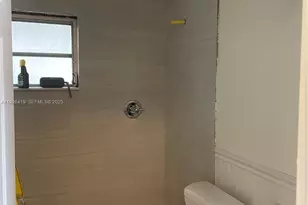 1644 Arthur St, Hollywood, FL 33020 - Photo 5