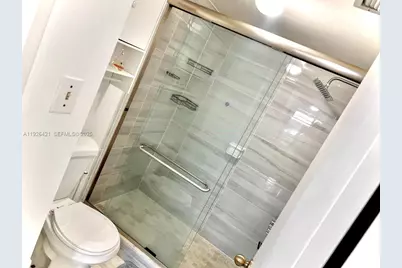 18041 Biscayne Blvd #1803, Aventura, FL 33160 - Photo 11