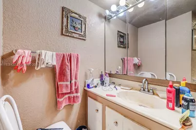 1100 Saint Charles Pl #310, Pembroke Pines, FL 33026 - Photo 25