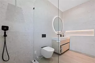 255 Capri Ave, Lauderdale by the Sea, FL 33308 - Photo 23