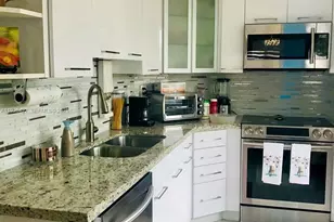 5072 NW 115th Ct, Doral, FL 33178 - Photo 9