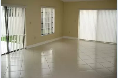 9044 SW 112 Ct, Miami, FL 33176 - Photo 3