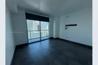 500 Brickell Ave #2703, Miami, FL 33131 - Photo 7