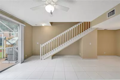 1435 Barcelona Way #5-27, Weston, FL 33327 - Photo 13