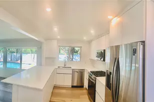 19340 NE 18th Ct, Miami, FL 33179 - Photo 7