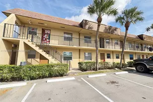 422 Lakeside Dr, Margate, FL 33063 - Photo 11