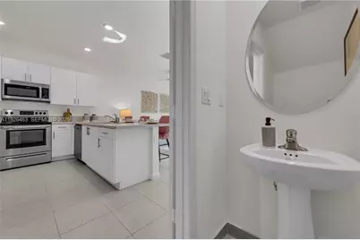 12976 SW 233rd Ter, Homestead, FL 33032 - Photo 9