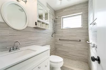 51 27th Ct N, Boynton Beach, FL 33435 - Photo 9