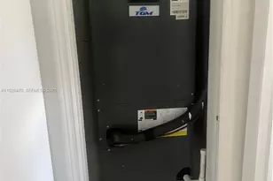 3921 SW 59th Ave, West Park, FL 33023 - Photo 5