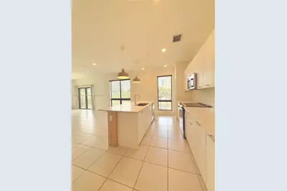 8001 NW 41st St #F-207, Doral, FL 33166 - Photo 11