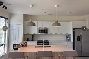 8001 NW 41st St, Doral, FL 33166 - Photo 13