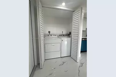20610 NE 7th Ct, Miami, FL 33179 - Photo 29