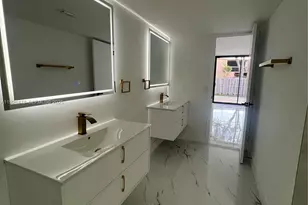 20610 NE 7th Ct, Miami, FL 33179 - Photo 17