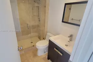 3301 N Country Club Dr, Aventura, FL 33180 - Photo 15