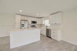 610 N 31st Ct, Hollywood, FL 33021 - Photo 5