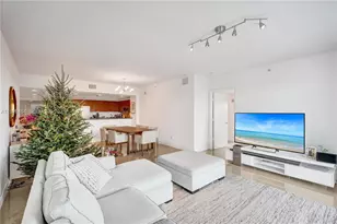 14951 Royal Oaks Ln, North Miami, FL 33181 - Photo 23