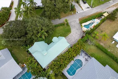 9066 SE Athena St, Hobe Sound, FL 33455 - Photo 65