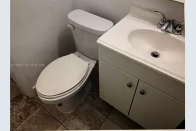 1820 NW 73rd St #1820, Miami, FL 33147 - Photo 5