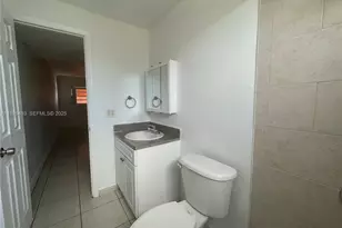 1245 W 24th St, Hialeah, FL 33010 - Photo 17