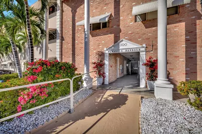 300 Golden Isles Dr #204, Hallandale Beach, FL 33009 - Photo 25